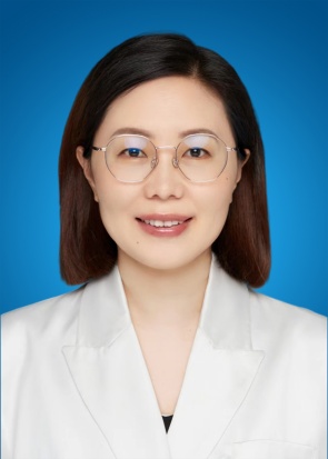 王淑杰-证件照-蓝底.jpg